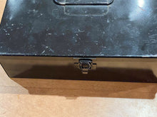 Lade das Bild in den Galerie-Viewer, Image #4
