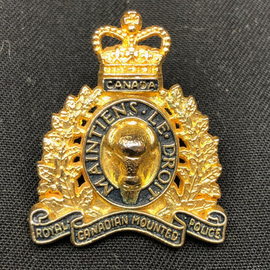 Genuine Canadian Army Cap Badge - Army Apprentices School - The Militaria Shop
