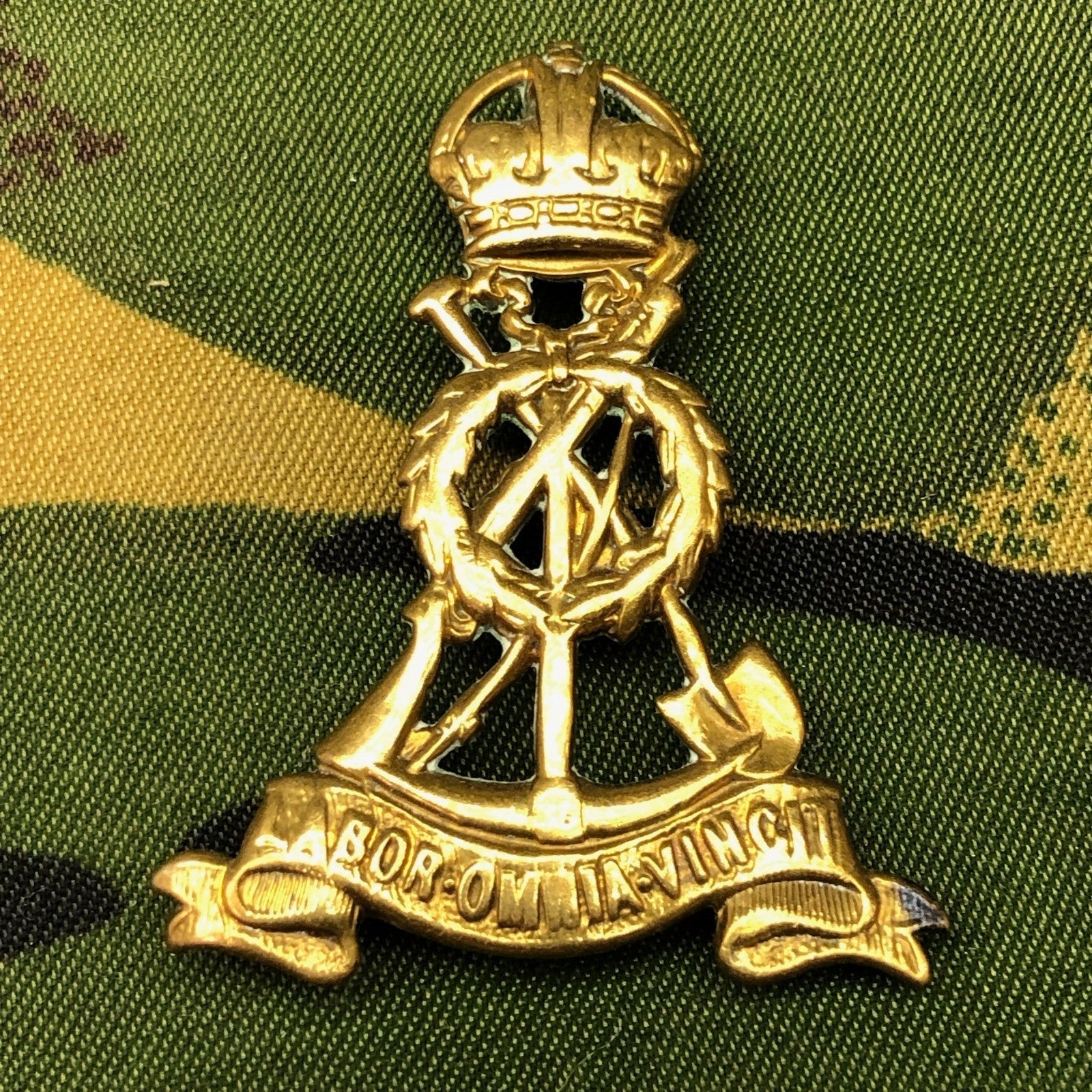 Original WW2 British Cap Badge - Royal Pioneer Corps - The Militaria Shop