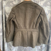 Load image into Gallery viewer, Original WW2 era US Army / New York State Police Vintage Jacket - 39 Regular
