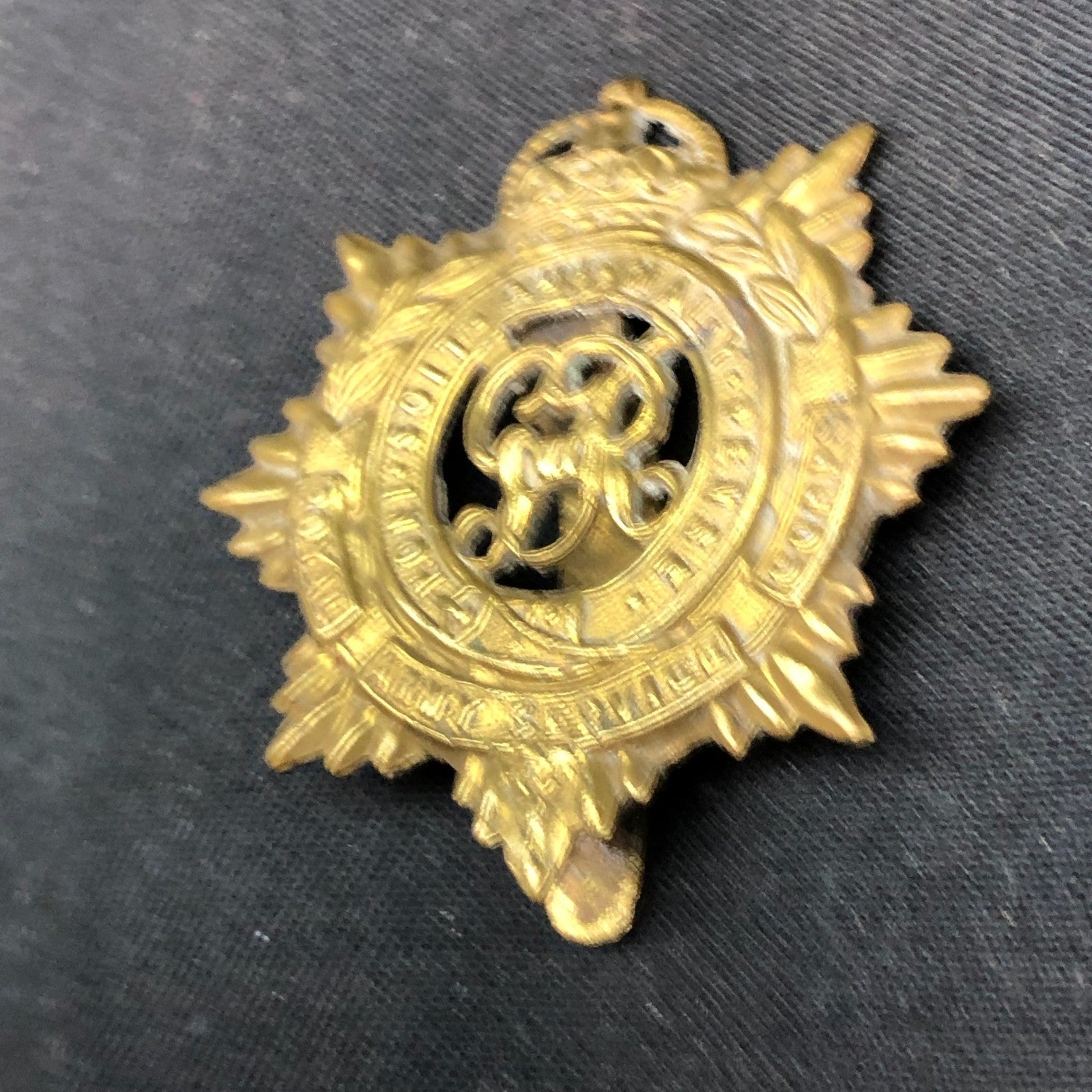Original British Army Cap Badge - Royal Army Service Corps - The Militaria Shop