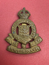 Charger l&#39;image dans la galerie, Original WW2 British Army Cap Badge - RAOC Royal Army Ordnance Corps
