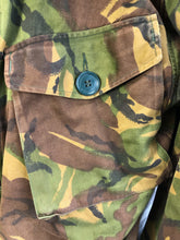 Charger l&#39;image dans la galerie, Genuine British Army Early Pattern DPM Combat Jacket Smock - 190/104
