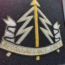 Charger l&#39;image dans la galerie, British Army Bullion Embroidered Blazer Badge - Reconnaissance Corps
