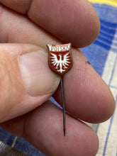 Load image into Gallery viewer, Original WW2 Polish Army / Airforce Volunteers Pin Badge
