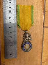 Load image into Gallery viewer, Original French &quot;Medaille Militaire&quot; / Republic Francaise 1870 / Bronze Medal
