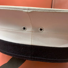 Lade das Bild in den Galerie-Viewer, Image #8
