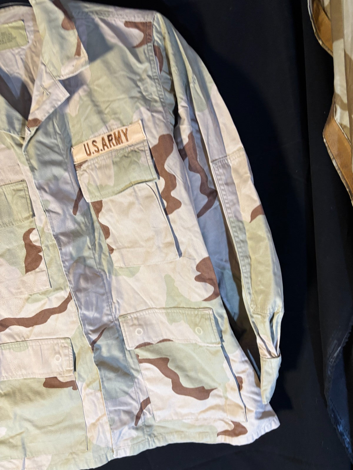 Gulf War US Army DCU Camouflaged Combat Field Coat/Jacket - Small/Short - The Militaria Shop