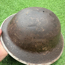 Charger l&#39;image dans la galerie, WW2 British Army Mk2 Brodie Helmet - Original Untouched - South African Made
