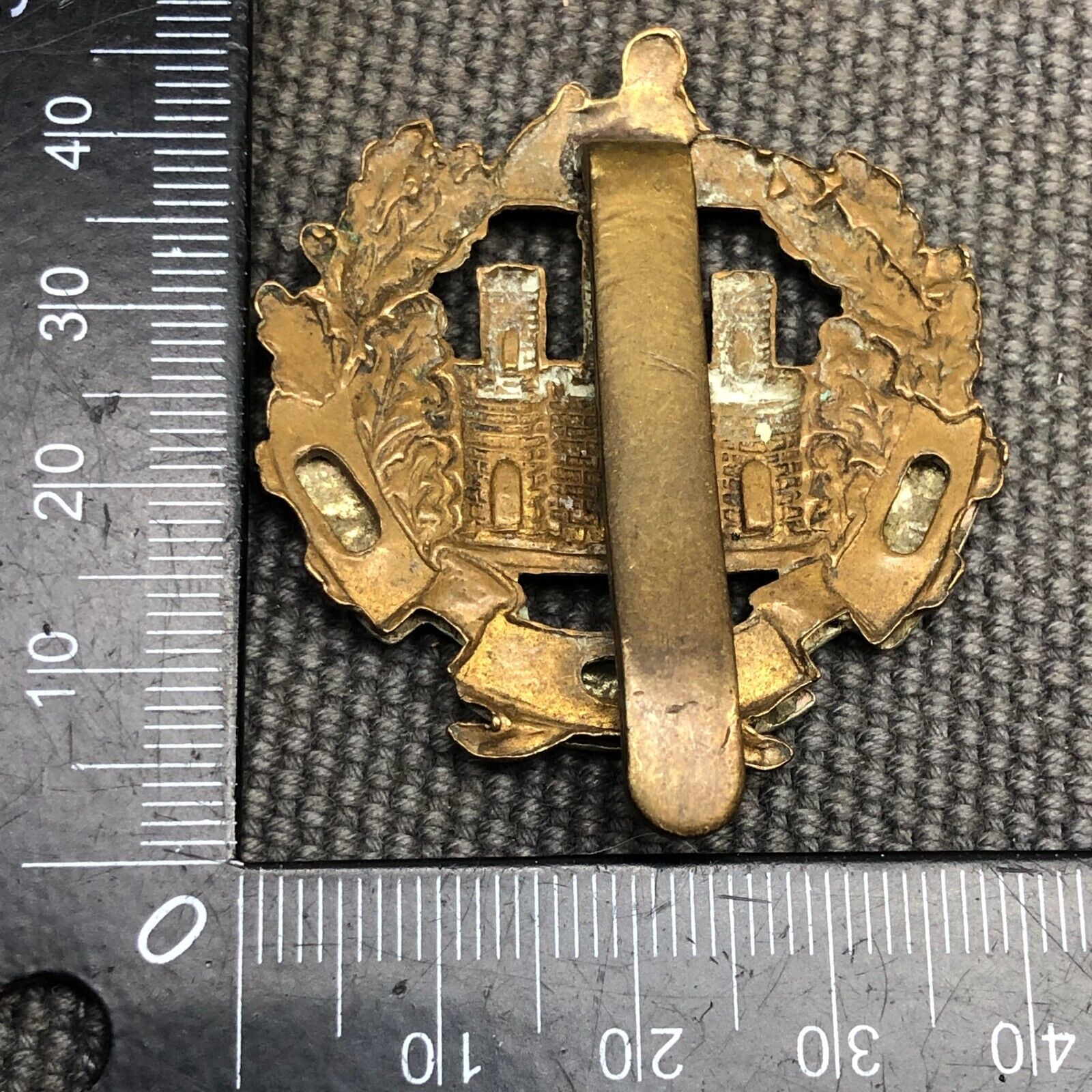 Original WW2 British Army Cap Badge - Essex Regiment - The Militaria Shop