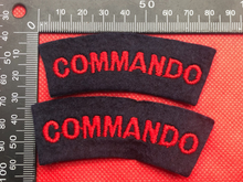 Load image into Gallery viewer, British Army Commando Shoulder Titles Pair
