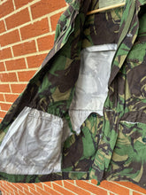 Load image into Gallery viewer, Genuine British Army DPM Camouflaged Combat Smock Jacket - Size 170/96
