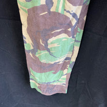 Charger l&#39;image dans la galerie, Genuine British Army DPM Combat Trousers - Size 76/80/96
