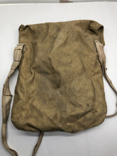 Load image into Gallery viewer, Original WW2 British Army / Home Front ARP Gas Mask Bag
