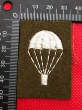 Load image into Gallery viewer, British Army Parachute Course Trained Paratrooper Bulb
