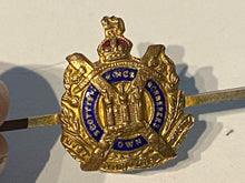 Load image into Gallery viewer, Original WW1 /WW2 British Army - King&#39;s Own Scottish Borderers Sweetheart Brooch
