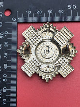 Load image into Gallery viewer, Original WW2 British Army 4th/5th Battalion (Queen&#39;s Edinburgh Rifles) Cap Badge
