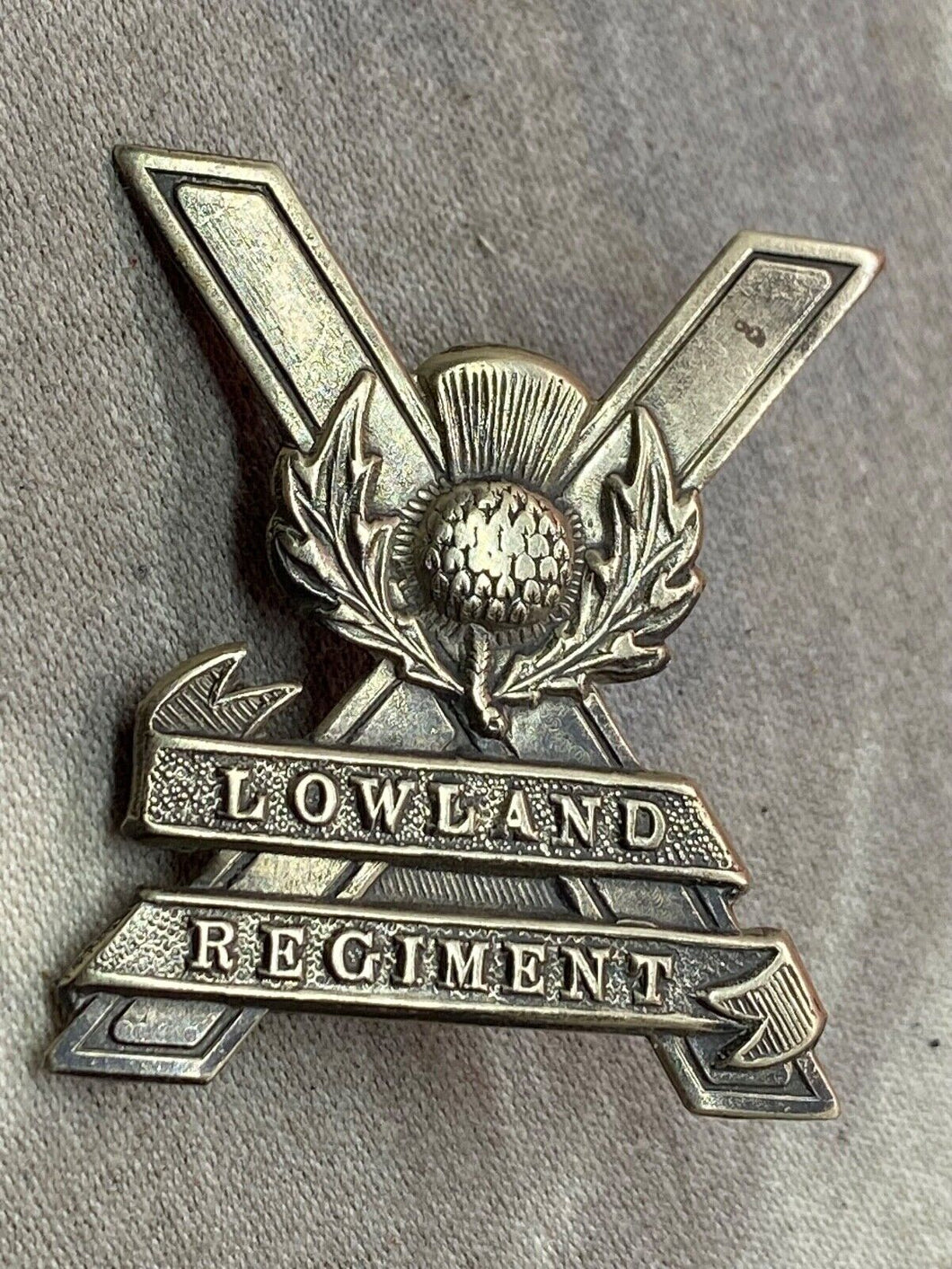 Original WW1 / WW2 British Army Lowland Regiment Cap Badge