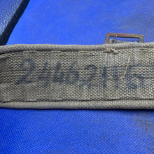 Lade das Bild in den Galerie-Viewer, WW2 British Army / RAF 37 Pattern Combat Belt - Used Original - 40&quot; Waist
