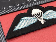 Load image into Gallery viewer, British Army / RAF Paratrooper Parachute Qualification Jump Para Wings
