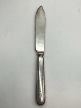 Charger l&#39;image dans la galerie, Original WW2 British Army Royal Artillery Officers Mess Cutlery Fish Knife
