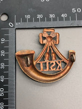 Load image into Gallery viewer, Original WW2 British Army King&#39;s Shropshire Light Infantry KSLI Cap Badge
