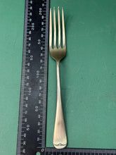 Charger l&#39;image dans la galerie, Original WW2 British Army Officers Mess Fork - 1940 Dated
