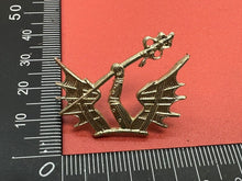 Charger l&#39;image dans la galerie, Original British Army HAC Honourable Artillery Company Beret / Cap Badge
