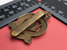 Load image into Gallery viewer, Original WW1 British Army Cap Badge - Northumberland Hussars
