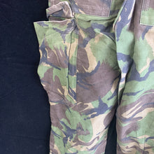 Charger l&#39;image dans la galerie, Genuine British Army DPM Combat Trousers - Size 76/72/86
