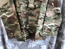 Charger l&#39;image dans la galerie, British Army MTP Barracks Combat Shirt / Jacket - Size 150/90 - NEW!
