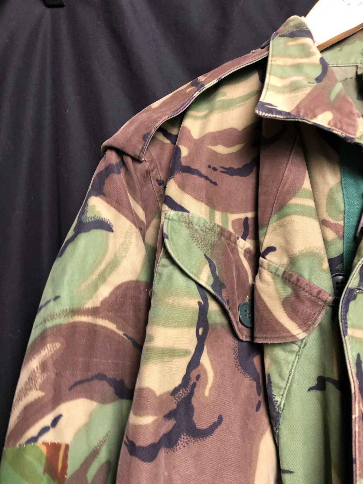 Original British Army 68 Pattern DPM Camouflaged Combat Smock Size 2 - 39" Chest - The Militaria Shop