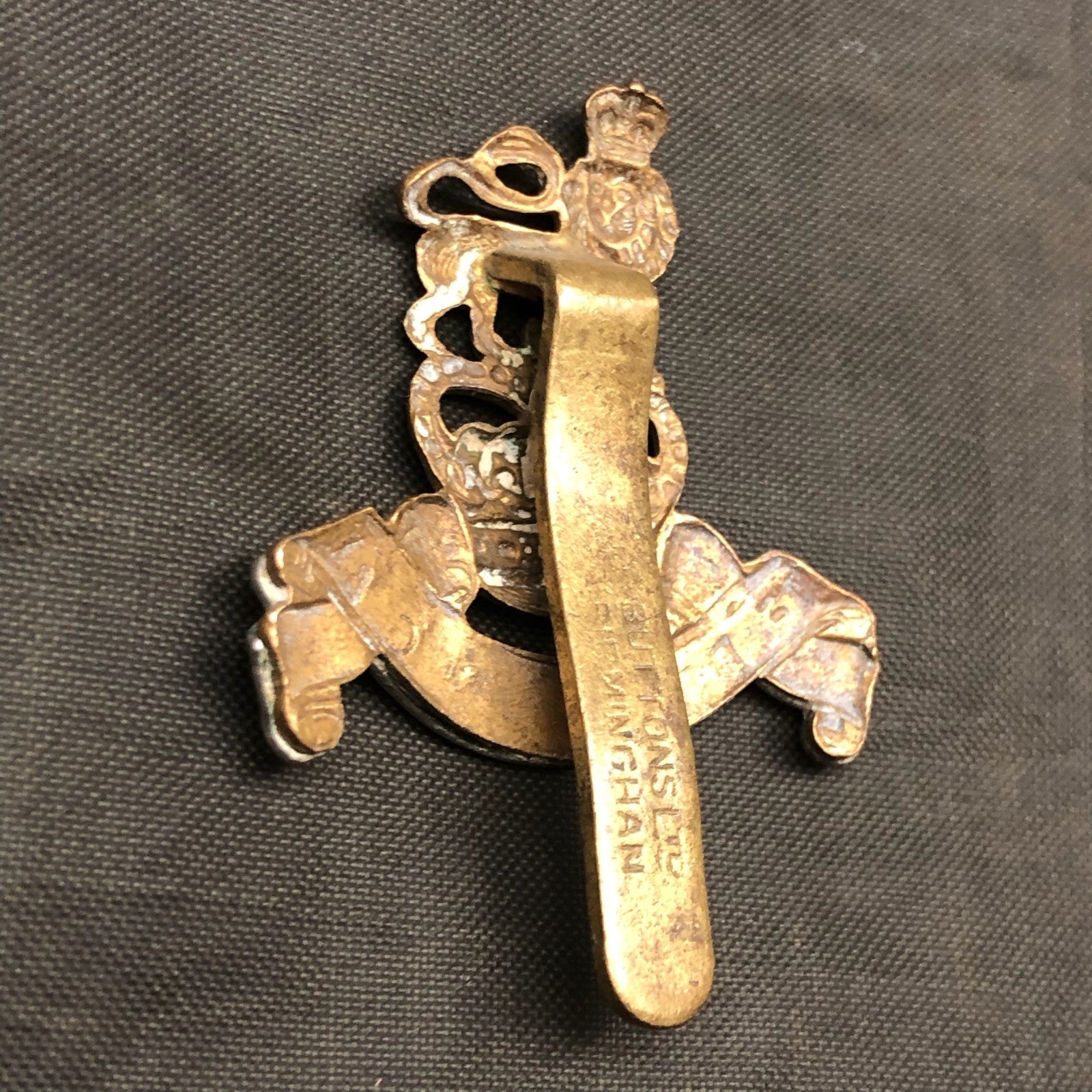 Original British Army Cap/Beret Badge - Army Pay Corps - The Militaria Shop