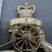 Load image into Gallery viewer, Hounourable Artillery Company Royal Artillery - Genuine British Army Cap Badge
