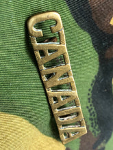 Load image into Gallery viewer, Genuine Canadian Army WW1 Brass Shoulder Title - CANADA - The Militaria Shop
