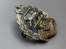 Lade das Bild in den Galerie-Viewer, Original British Army Cap Badge - Royal Hampshire Regiment
