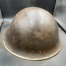 Load image into Gallery viewer, Original WW2 British/Canadian Army Mk3 &quot;Turtle&quot; Combat Helmet - The Militaria Shop

