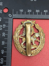 Lade das Bild in den Galerie-Viewer, Original WW2 British Army Cap Badge - York and Lancaster Regiment
