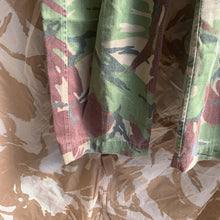 Lade das Bild in den Galerie-Viewer, Britische Armee DPM Camouflage Hose für gemäßigte Temperaturen - 72/84/100 - Vintage Kleidung
