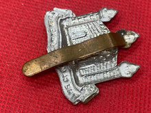 Lade das Bild in den Galerie-Viewer, Original British Army - THE CAMBRIDGESHIRE REGIMENT Cap Badge
