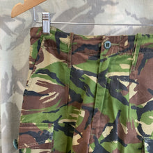 Load image into Gallery viewer, Geuine British Army DPM Camouflaged Combat Trousers - 80/76/92
