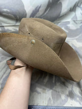 Lade das Bild in den Galerie-Viewer, Image #8
