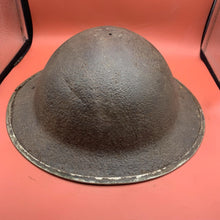 Charger l&#39;image dans la galerie, Original WW2 Mk2 British Army Brodie Combat Helmet
