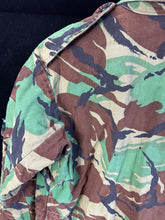 Charger l&#39;image dans la galerie, Original British Army DPM Combat Jacket Smock - Size 170/96
