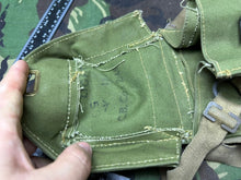 Load image into Gallery viewer, Original WW2 British Army Soldiers Assault Gas Mask Bag 1945 Dated
