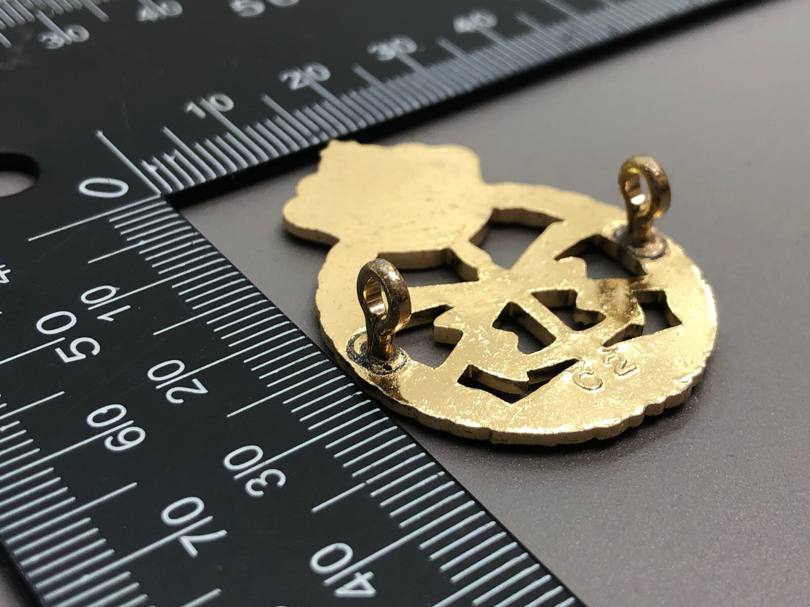 Vintage Royal Brunei Armed Forces Cap Badge - The Militaria Shop