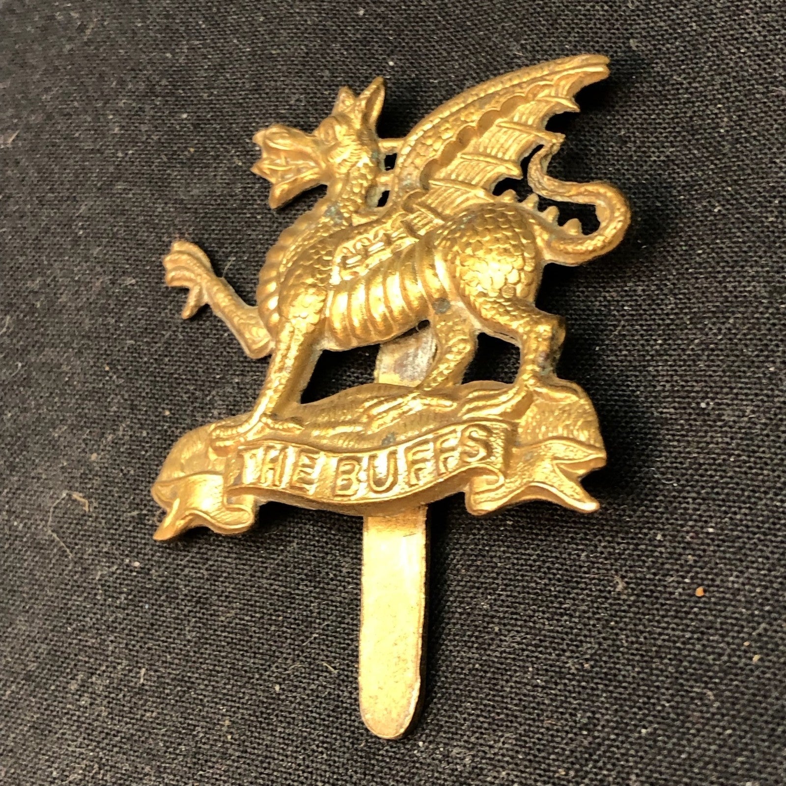 Genuine WW2 British Army Brass Cap Badge - Buffs (Royal East Kent Regiment) - The Militaria Shop