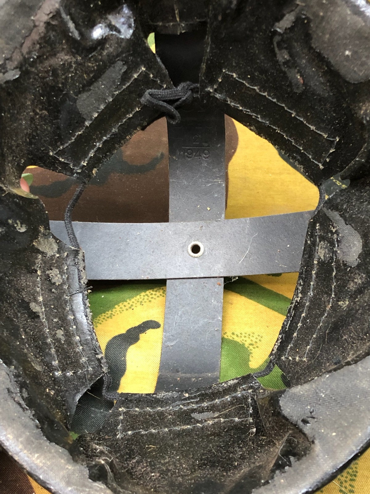 Original British Army Helmet Liner - Size 6 1/2 - Ideal for WW2 Helmet - The Militaria Shop