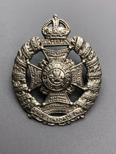 Load image into Gallery viewer, Original WW2 British Army Rifle Brigade (The Prince Consort&#39;s Own) Cap Badge
