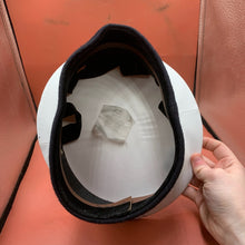 Lade das Bild in den Galerie-Viewer, Image #10
